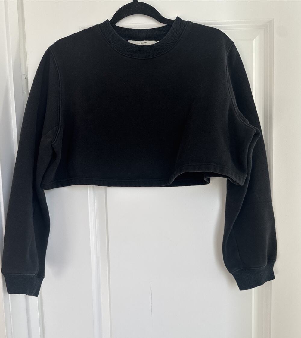 7115 By Szeki New York Cropped Black Sweatshirt Size Large